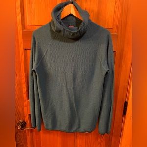 Patagonia Men’s Capilene Air Hoody-Size Medium